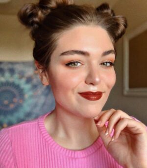 Veronica Lorenz Instagram - @angsasaki showing us her cat eyes and perfect brows!
She is obsessed with her perfect wing and we are obsessed with her!