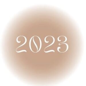 Veronika Divišová Instagram - 2023 recap ❤️

Nebyl to můj nejlepší rok, ale přesto se v něm najdou krásné momenty, které tu chci s vámi sdílet. ✨🙏

Děkuji mým nejbližším přátelům a rodině za skvělé chvíle! Jen díky vám mám na rok 2023 i milé vzpomínky ❤️

Upřímně se moc těším na rok 2024, protože cítím, že mi toho hodně přinese, aneb jak se říká - „Tohle bude můj rok!“ 🫵

#2023 #recap #recap2023 #thankyou #love #friends #friendship #2023recap