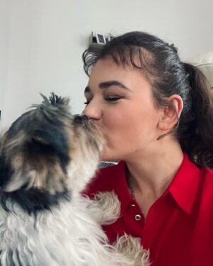 Veronika Divišová Instagram - Krásné Vánoce přeji! ❤️🎄❄️