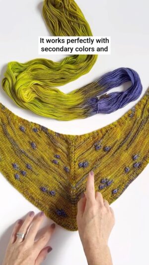 Vickie Howell Instagram - Have you tried the knit, Mini Floret Stitch? It’s a great option for Assigned Pooling projects! Subscribe to the YarnYAY! July box to learn how, plus get all of the things to knit a pretty/cool bandana scarf.

Tap, swipe, type on over to YarnYAY.com for more info!

#yarnyay
