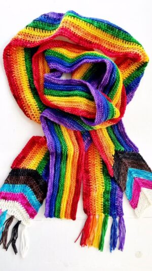 Vickie Howell Instagram - We just released my 𝙄𝙣𝙘𝙡𝙪𝙨𝙞𝙫𝙞𝙩𝙮 (knit) and 𝙄𝙣𝙩𝙚𝙧𝙨𝙚𝙘𝙩𝙞𝙤𝙣𝙖𝙡𝙞𝙩𝙮 (crochet) scarf patterns, both inspired by the Inclusive Pride flag, to gen-pop. No worries if you’re unable or uninterested in getting our whole Pride Box, now you can now and wear one of these ASAP. These are digital downloads, and 💯% of sales for these two patterns will go to @outyouth ⁣
⁣
Go to the YarnYAY! Shop link in my bio to learn more! ⁣
⁣
#yarnyay #pridemonth