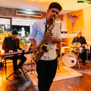 Victor Aguiar Instagram - Jazzy Bday 🎷🎁🥂