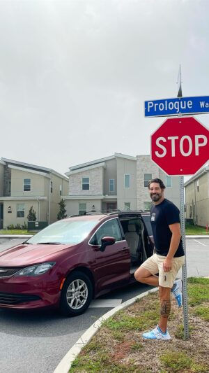 Victor Pecoraro Instagram - Indicação sem furada amigos … @freedomrentalcars ! Empresa incrível com os melhores veículos e com atendimento em Português! Gratidão 🙏