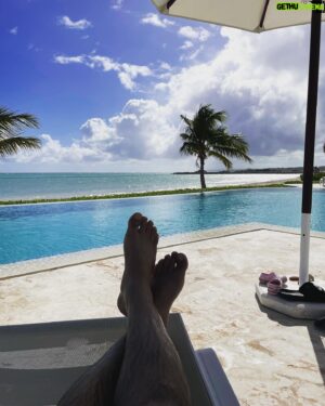 Victor Rasuk Instagram - Happy Holidays from the Motherland.. LFG 2023!! 🇩🇴🌞😎