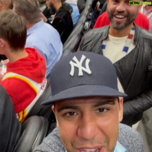 Victor Rasuk Instagram - Atlanta! Always a good time with my brother @quddus . Big Thx to the @atlhawks for the cool seats.  I’m out here scouting @nyknicks ! 😉😋. @kennyhamilton 🙌🏾