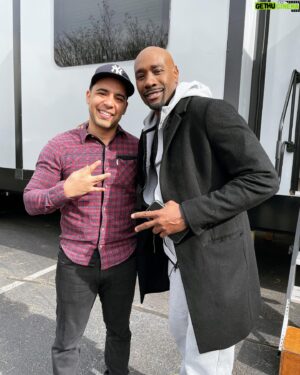 Victor Rasuk Instagram - @jainaleeortiz where you at?! Me and Morris out here puttin’ in WORK! 😋🦾 #ReasonableDoubt #Season2