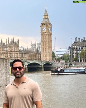 Victor Turpin Instagram - Trying to blend in #TheBigBen #london #tower #clock #summer