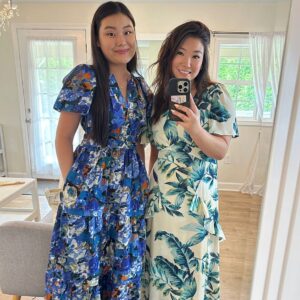 Victoria Grace Instagram - Too glam to give a damn💁🏻‍♀️ #sisters