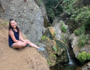 Victoria Grace Instagram - One of my New Year’s resolutions: to be out in nature more!😍 what are your resolutions??