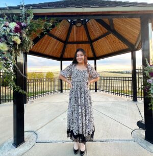 Victoria Grace Instagram - Had a lovely time attending my cousin’s wedding!  Congratulations @allison.shaw356!  Much love to you and your new family❤️🥰…… thank you Instagram for cutting off my dad’s face