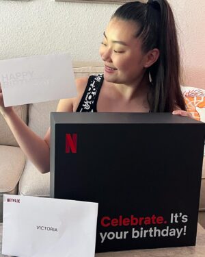 Victoria Grace Instagram - Thank you so much for my birthday gift, @netflix!!!!🥰 and thank you everyone for your birthday wishes!! #IFeelSpecial