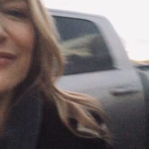 Victoria Pratt Instagram - A teensy peek way behind the scenes on #UltimateCowboyShowdownin Arizona. Moi, my handsome hubby, my ladyfriend Shirley, and the pups, Gary and his new crush Reba.