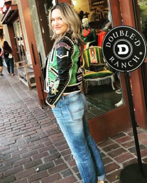Victoria Pratt Instagram - I’m not saying I’m obsessed with my new jacket…. but I may never take it off my body!!! LOVE!!!! Thank you to the beautiful ladies at @doubledranch in Fort Worth. Your store is beyond gorgeous!! 
#DoubleDRanch
#MidnightCowboy