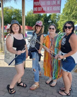 Victoria Pratt Instagram - Not sure why, but my mini golf game improved greatly once they licensed the course. Not weird. Change approved!!! 
@prettiestlaura 
@ainsliegibson 
@rosietriebner 
#saublebeach