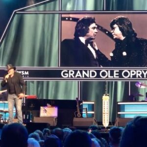 Victoria Pratt Instagram - LOVED getting to watch this show with the fam jam! Celebrating Ronnie Millsap’s 80th bday at the @opry 
Stellar lineup with my hunky hubby @TraceAdkins the gorgeous @littlebigtown and of course Ronnie Milsap, the legend.