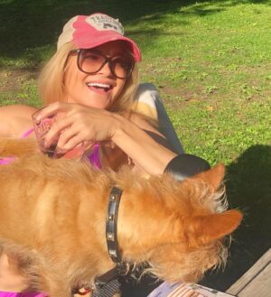 Victoria Pratt Instagram - Thought I’d have one more sunny day to even out my dog-shaped suntan, but noooooo. 
#dogsofinstagram 
#GaryBusey