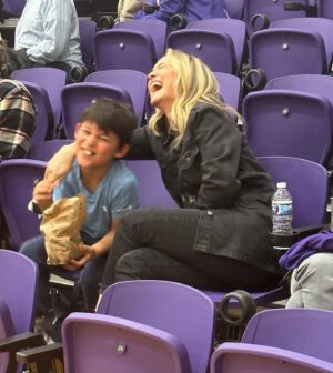 Victoria Pratt Instagram - Best. Basketball. Game. Ever. If you’ve never watched a bball game with Aaron, I highly recommend it. (However I do not recommend his yellow popcorn)