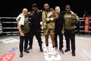 Viddal Riley Instagram - A flawless performance from @isitril to retain the English title 👌🥊

The Rilest shows he is ready for the next level 👀