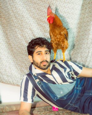 Vihaan Samat Instagram - Finger lickin’ good

Shot by: @appurvashah at @spacecalledblu 
Styling: @pearl_ramani21 
Art direction: @fromshah 
Makeup: @shraddha_dattaa
Special thanks: @melaniesinghhh 
Cock: from the wild