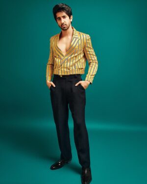 Vihaan Samat Instagram - Last night for @graziaindia ✨
.
.
.
Outfit - @ranbirmukherjeeofficial 
Shoes - @louboutinworld 
Hair - @Irshad__hair
Styling - @who_wore_what_when 
Photography - @harneshjoshi 
Best friend - @ayushpadukone