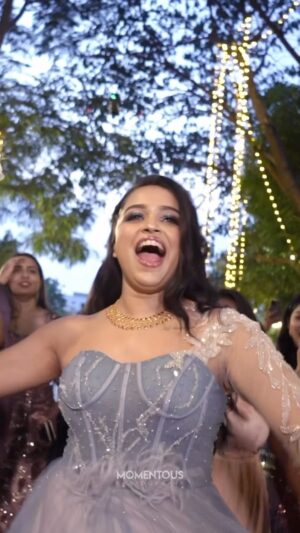 Vijay Kumar Instagram - The reception night was lit 🔥
A small glimpse from THE Night🫣
Shot by @momentousfotography 📸
Decor @vivahhika 🔥