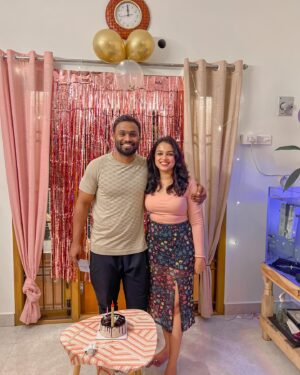 Vijay Kumar Instagram - Turning the page to the next chapter of my life ! #28 
.
My birthday was just as I wished for . And she did it best @nakshatra.murthy 
My wife ❤️🧿 
It was such a great surprise with so many beautiful gifts 🎁 
A memorable birthday after marriage ♥️ 
Thanks wifey and all those who came who wished me with huge heart of happiness 
Wishing the best this year with all positive vibes and energy 🧿