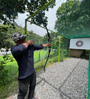 Vijay Kumar Instagram - With so many beautiful 😻 memories we left this place . Cant wait to go back there and have their delicious 🤤 food and the view from our room 😻! We both miss playing the snooker 🎱 tho . 
Best place to visit with uour family and your love 💕! 
…..
📍 @wildplanet_banaheights 
…
Thank you @tripstoluxury 
@nakshatra.murthy ❤️