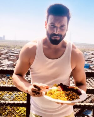 Vikas Verma Instagram - Was just checking if I was still worthy for good photos 👀 

What do you say guys 

It’s been long and lazy 
Let’s get back to the madness