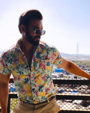 Vikas Verma Instagram - Photo dump of April, may 

Not all the photos makes it to the post 

Posting the ones I like 💖

Life is where the magic is 

And let me know which one is your favourite 🥹

Be kind and Rewind 💖

#gratitute #life #selfshots #beach #vikasverma #feelinggood
