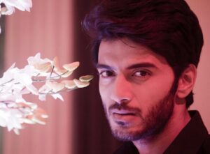 Vikram Singh Chauhan Instagram - 🎶🎼🎶

Sunday

#vyombedi #ekdeewaanatha