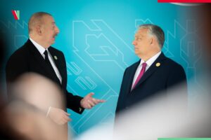 Viktor Orbán Instagram - A képlet egyszerű: ha emelni akarjuk a magyar béreket, ha támogatni akarjuk a magyar családokat, ha fejleszteni akarjuk a magyar családokat, ahhoz kiterjedt gazdasági kapcsolatokra van szükségünk. Háború és elzárkózás helyett béke és konnektivitás. Ez a magyar modell!