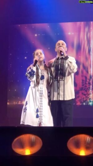 Viktor Pavlik Instagram - Творчий вечір Олександра Злотника
1 червня 2024 р. МЦКіМ
Концерт був приурочений до Дня Захисту дітей та на підтримку дітей військових,  і тих, хто втратив батьків на війні. 

Разом з Марічкою Кречковською ми заспівали пісню «Чуєш, мамо!», 
Музика Олександра Злотника, 
Вірш Михайла Ткача

Щиро дякую за запрошення ! 
Подяка - Анжела Норбоєва Таня Піскарьова Oleksandr Zlotnyk Володимир Цап