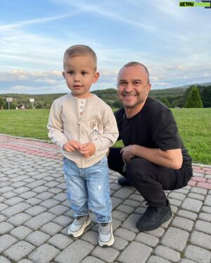 Viktor Pavlik Instagram - Мої кохані ! ❤️
