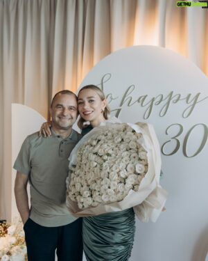 Viktor Pavlik Instagram - Ювілей коханої дружини ❤️