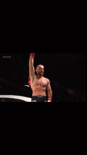 Vilson Ndregjoni Instagram - 📞 waiting for the 📞 @ufc @danawhite @seanshelby  Thank you everyone for supporting and  believing in me 🙏🏻🇦🇱⚔️🇺🇸