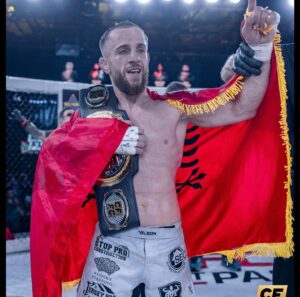 Vilson Ndregjoni Instagram - Put  God first and everything is easy? ☝🏻☝🏻 🇦🇱⚔️🇺🇸#tagcomment @contender_series_dwtcs @seanshelby @ufc ✍🏻👀