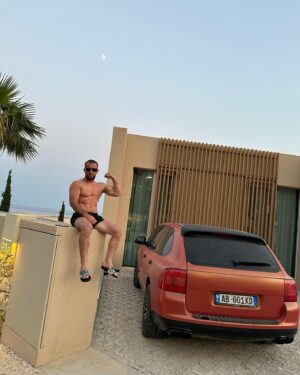 Vilson Ndregjoni Instagram - @este.property.albania 🇦🇱📍👊🏻