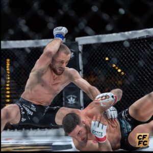 Vilson Ndregjoni Instagram - I am ready to show that I belong to fight with the best in the world 🌎 . Whatever God has planned for me. Thank you all for the support and believing in me! ❤️ Faleminderit te gjithve nga zemra ❤️🇦🇱⚔️🇺🇸