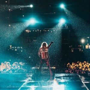 Vince Neil Instagram - Glasgow! Awesome night to end the European tour for 2023! Thanks to everyone who came out and saw us!! Can’t wait to come back 

@motleycrue 

📸 : @lucasenglund