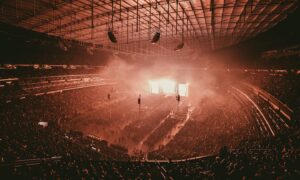 Vince Neil Instagram - Las Vegas 🖤 A very special way to end an incredible stadium Tour!! 
Vegas was my home for 28 years and I still love it there so to see so many of you coming out was mind blowing. 

A huge shout out to all the hundreds and hundreds of people that it took to make #thestadiumtour a reality. Without them, none of this would have been possible. And a massive thank you to YOU, the fans‼️ 

Mötley Crüe will be back! 

📸 @samshapiromedia