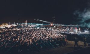 Vince Neil Instagram - Lisbon was incredible, Thank you!

#mötleycrüe

📸 : @samshapiromedia