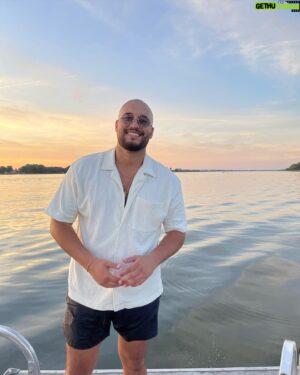 Vincent Beauregard Instagram - Buenas vibras 🛥