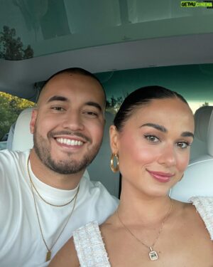 Vincent Beauregard Instagram - Selfie de char sul fly pis toute 📸