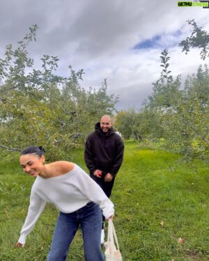 Vincent Beauregard Instagram - le classique d’aller aux pommes🍎