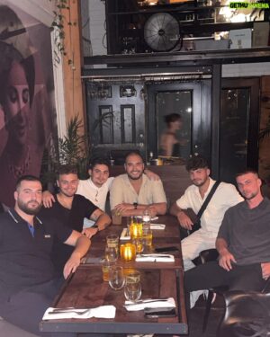 Vincent Beauregard Instagram - 2022 était quand même Correxxxxx… 2023 what’s up?