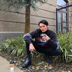 Vincent Cyr Instagram - Looks like the kind of stone you throw at people who disagree with your opinions. PS. Did you know that Limp Bizkit is having a $3 show in a few days? Who’s in?