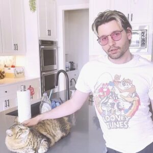 Vincent Cyr Instagram - HI MOMS. BEST DAY OF THE YEAR.