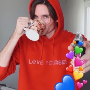 Vincent Cyr Instagram - DDAENG. Tell me what you see on the mug