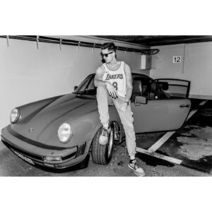 Vincent Stein Instagram - Born In The 80's ❤️ my Auto und ich ............📸 @marcel.braeuer