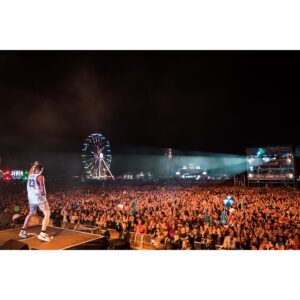 Vincent Stein Instagram - Du bist ein Unikat @deichbrand_festival ❤️